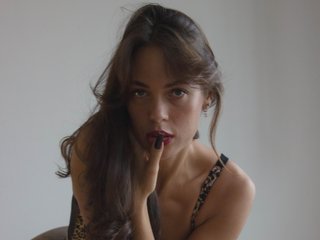 Erotikus videocsevegés SexySofi