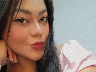 Erotikus videocsevegés SHANELL-RUSSO