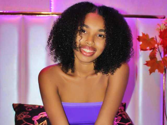 A profil fényképe ShantalJames