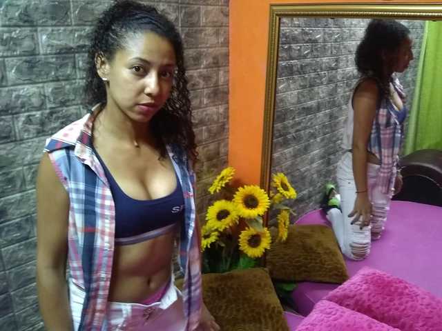 A profil fényképe SHARAY24