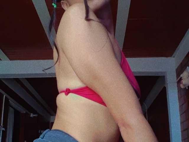 A profil fényképe Sharolnaughty
