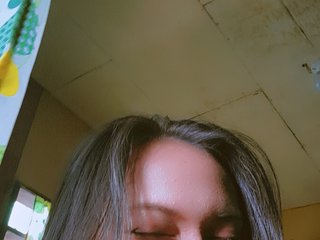 Erotikus videocsevegés Shawty-CoCo