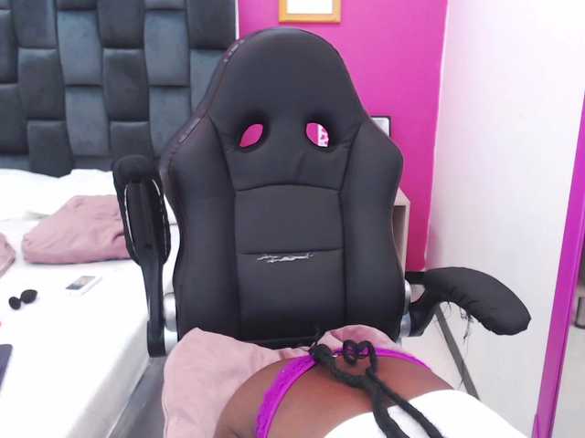 Sugárzási képernyőképek ShaylaSexx