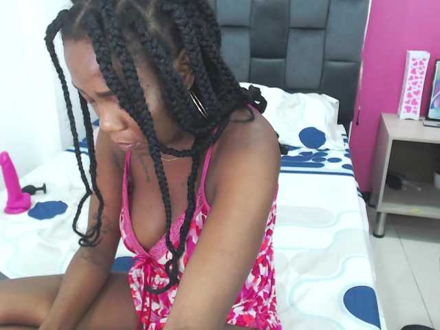 Sugárzási képernyőképek ShaylaSexx