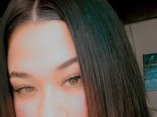 Erotikus videocsevegés shayna-rain