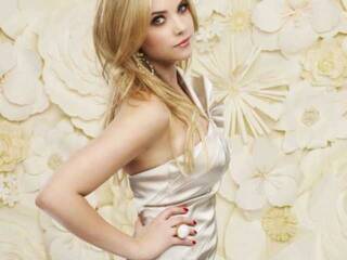 Erotikus videocsevegés SheilaRed