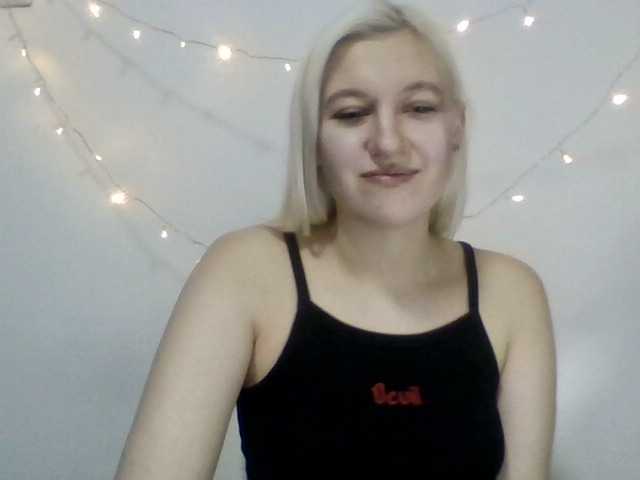 Sugárzási képernyőképek SheilaRed