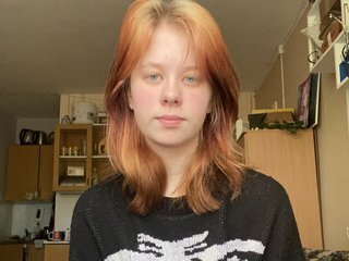 Erotikus videocsevegés ShelliKvek
