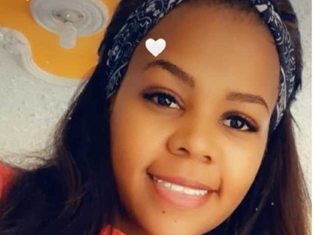 A profil fényképe shelzy-girl