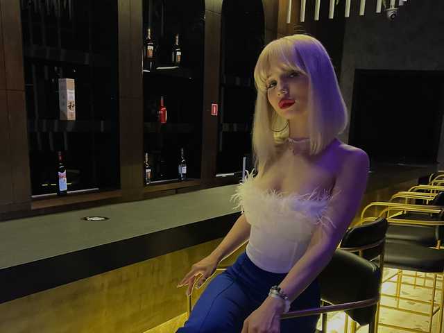 A profil fényképe nicoleblonde