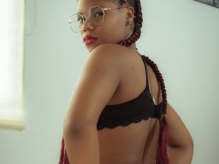 Erotikus videocsevegés Shirleyzc