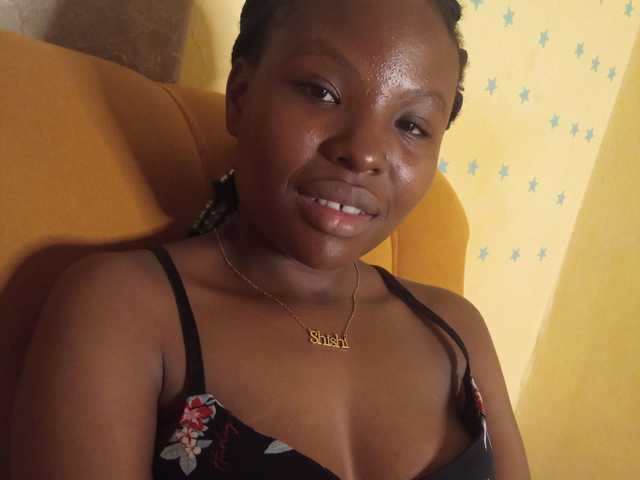 A profil fényképe shishi002