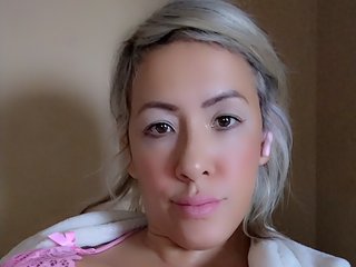 Erotikus videocsevegés silvhot79