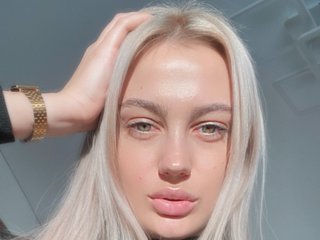 Erotikus videocsevegés SimaMonti