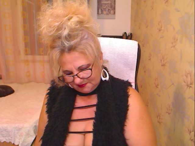 Fényképek sinwoman woman who love fun ,for that is why i am here,also i have my naughty side,i can be anything u need,your lover,your friend,your confident. sexy woman, will make your day 150% better