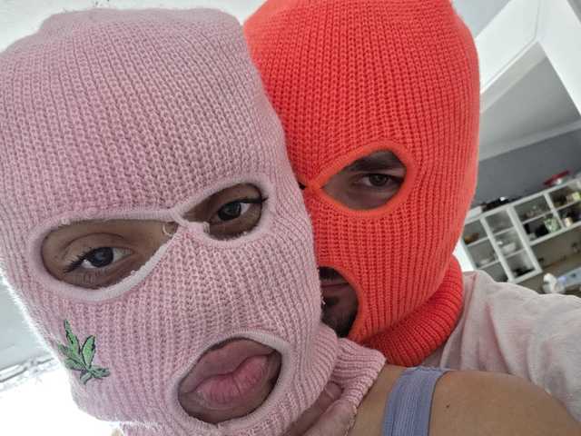 A profil fényképe Skimaskcouple891081