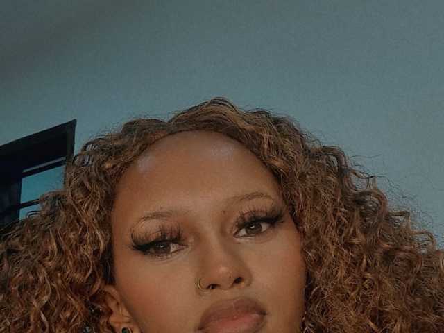 A profil fényképe SlutyMuse