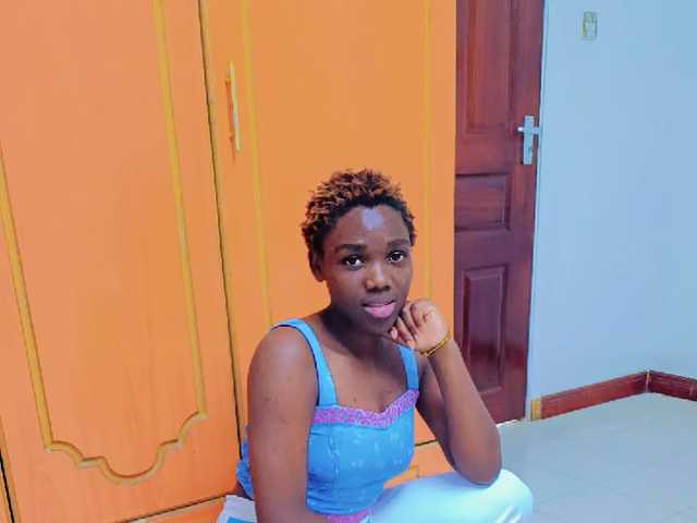 A profil fényképe Smiling-Machine