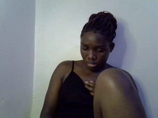 Erotikus videocsevegés Smiling-Machine