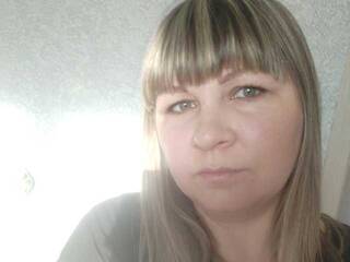 Erotikus videocsevegés Sofa2707