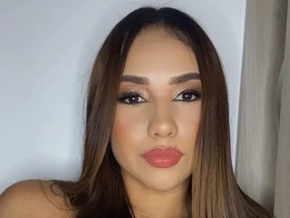 Erotikus videocsevegés SofiaPeach