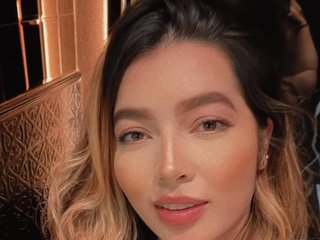 Erotikus videocsevegés sofihill