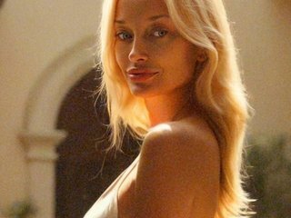 Erotikus videocsevegés Sonya-reallsugar