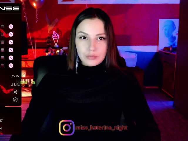Fényképek DominaKatherine Welcome to my RED room - ASMR AND FETISH! Worshiping beauty Misstress - @total, Collected - @sofar , Remaining collected - @remain