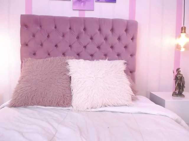 Sugárzási képernyőképek SophiaTurner