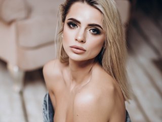 A profil fényképe Sophie-Xeon