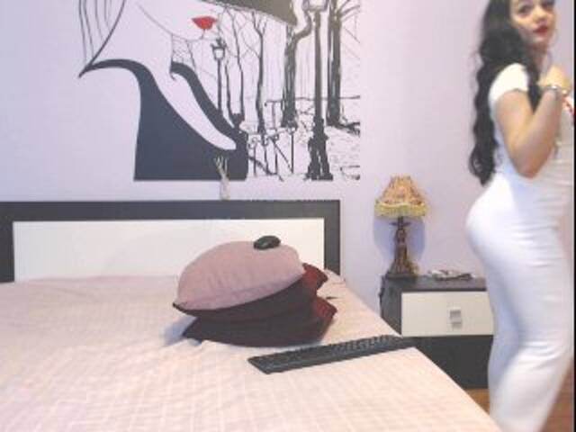 Sugárzási képernyőképek SophieDesiree