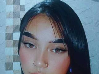 Erotikus videocsevegés Sophiee-22