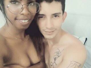 Erotikus videocsevegés SophiexxJames