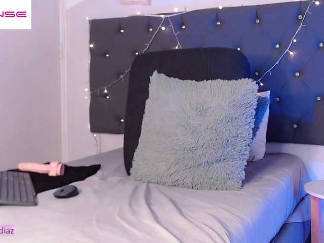 Sugárzási képernyőképek Sophiie-Diaz