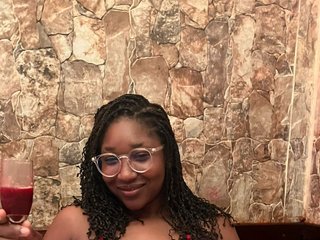 Erotikus videocsevegés Soyglow