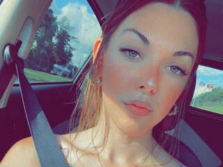 Erotikus videocsevegés Spicy-Chrissy