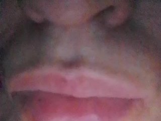 Erotikus videocsevegés EVIL_TITS