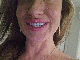 Erotikus videocsevegés Miss_Stella