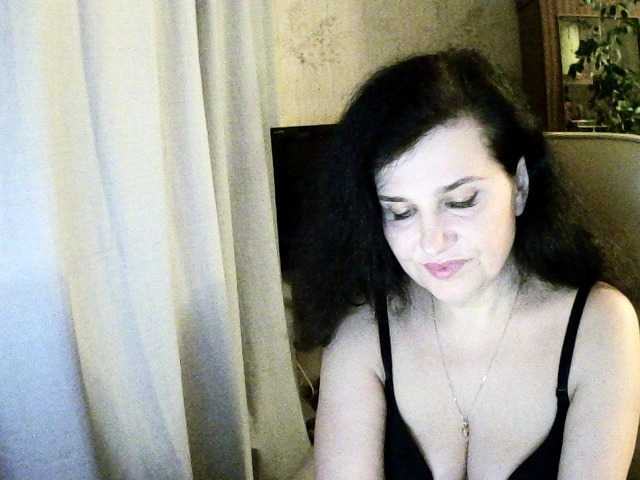 Fényképek Stellasuper Pussy only in private! Camera 20 tokens - 5 minutes. All requests for tokens. Ban violators! All the fun in private! invite me! No tokens - put love ❤