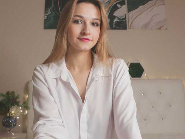 A profil fényképe __ANNA__