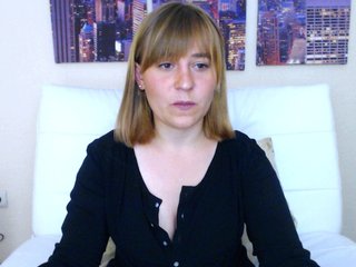 Fényképek StickKMe Hi)) I'm a new girl on the site and a very playful girl))) Watch the camera 25 tokens