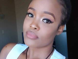 Erotikus videocsevegés stormie955