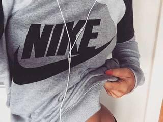 Erotikus videocsevegés strawberry002