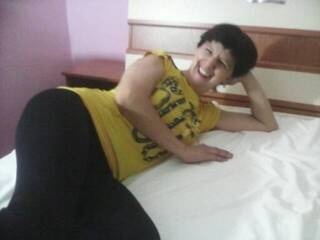 Erotikus videocsevegés strawberychus