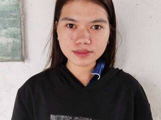 Erotikus videocsevegés Stunning-Milkie