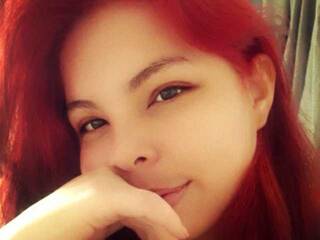 Erotikus videocsevegés Nicki-latina