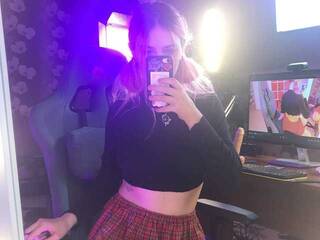 Erotikus videocsevegés suddennesss