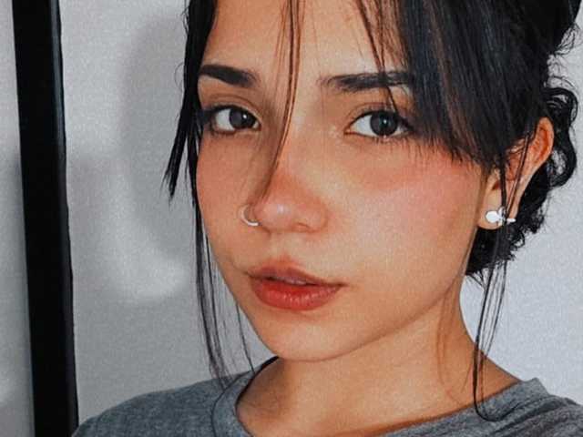 A profil fényképe Sulli-3