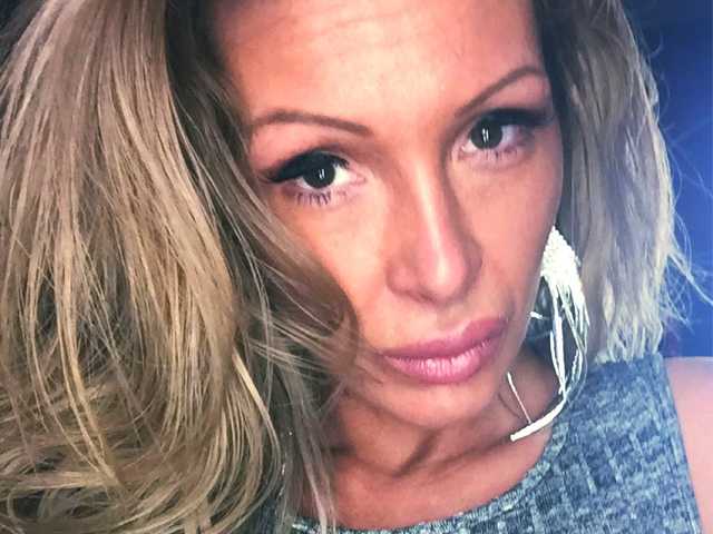 A profil fényképe sunnywhite