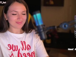 Erotikus videocsevegés -RED_HAT-